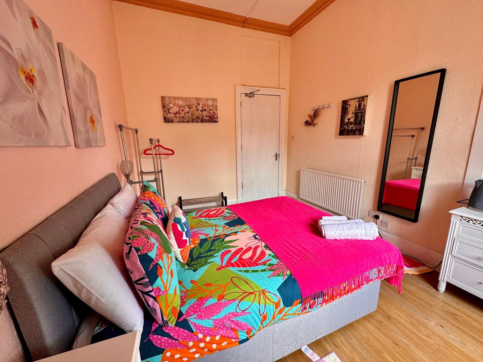 Apart Bernard Rooms EDI Buitenkant foto